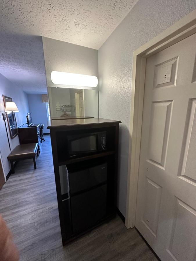 I65 Studio Suites Scottsburg Exterior foto